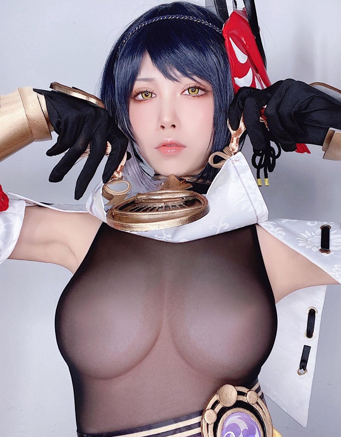 ����������