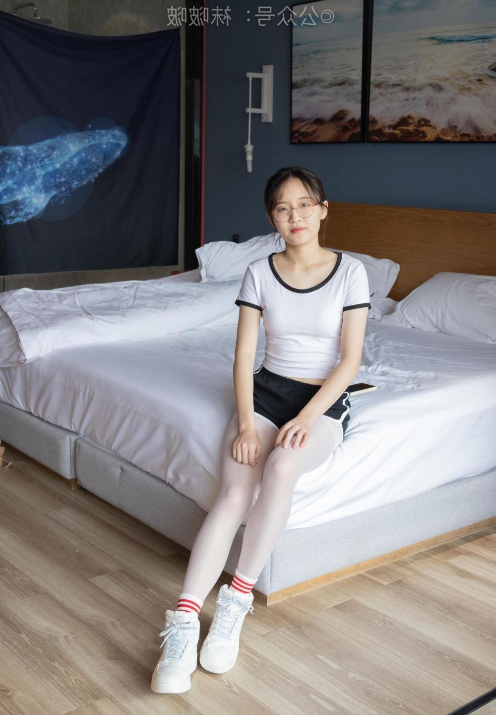 �Ծ��ա���ʦ�뱧�ҡ���ѹۿ�